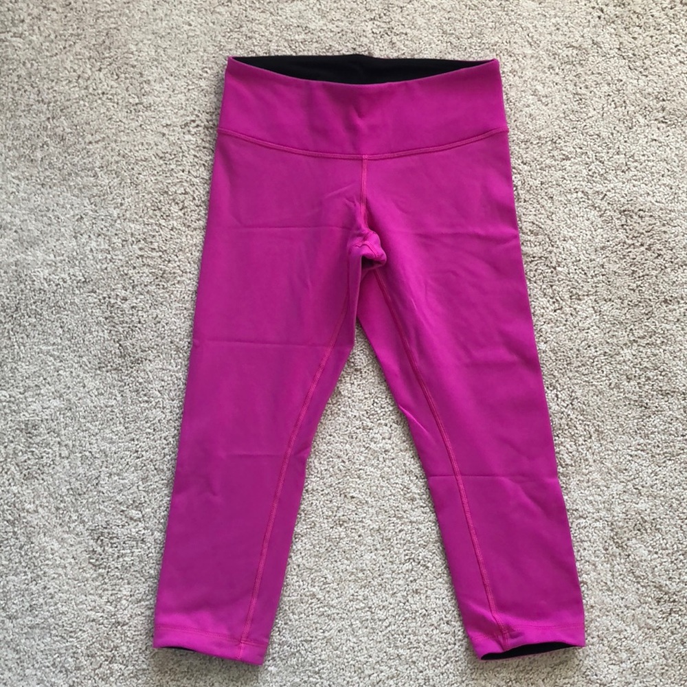 Lululemon Reversible Wunder Under Crop